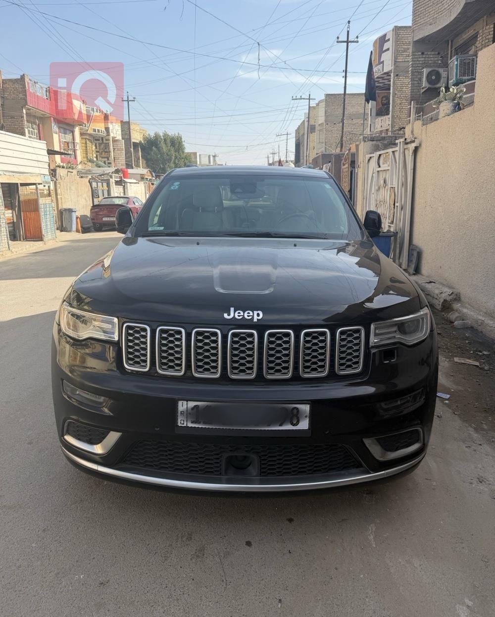 جیپ گراند شیرۆکی